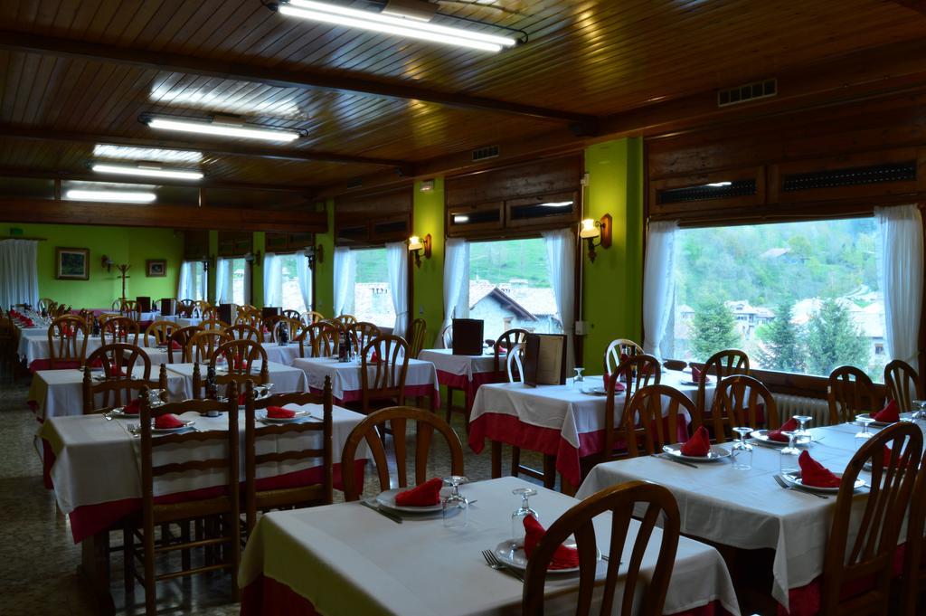 Hostal L'Escon Llanars Bagian luar foto