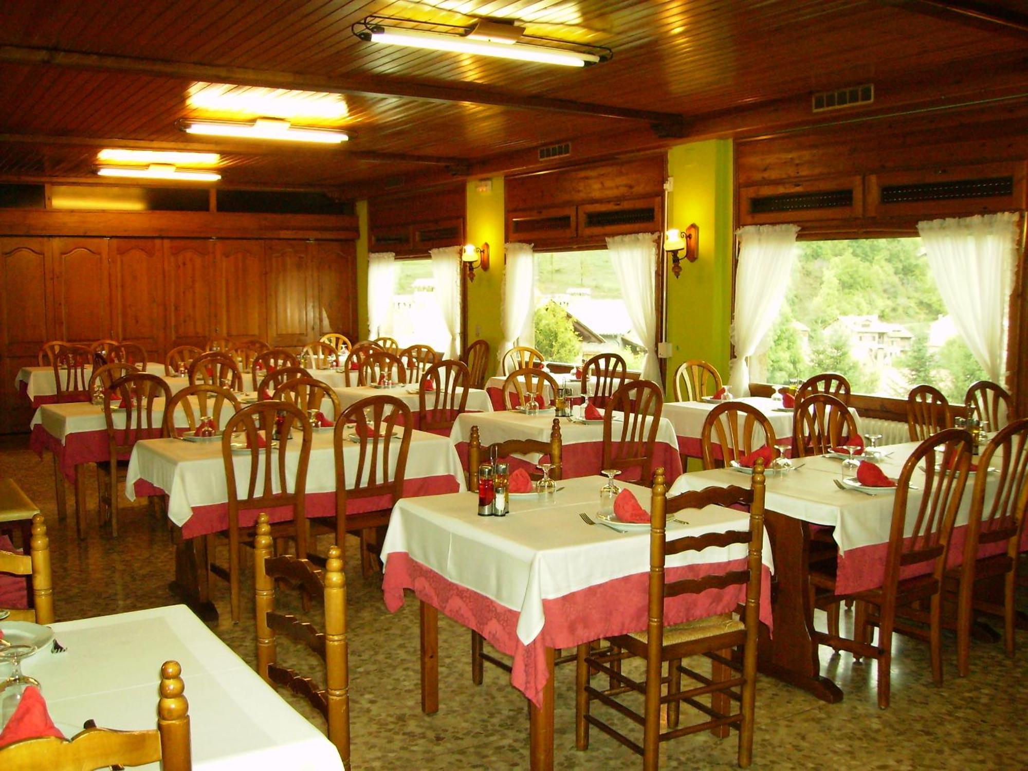 Hostal L'Escon Llanars Bagian luar foto