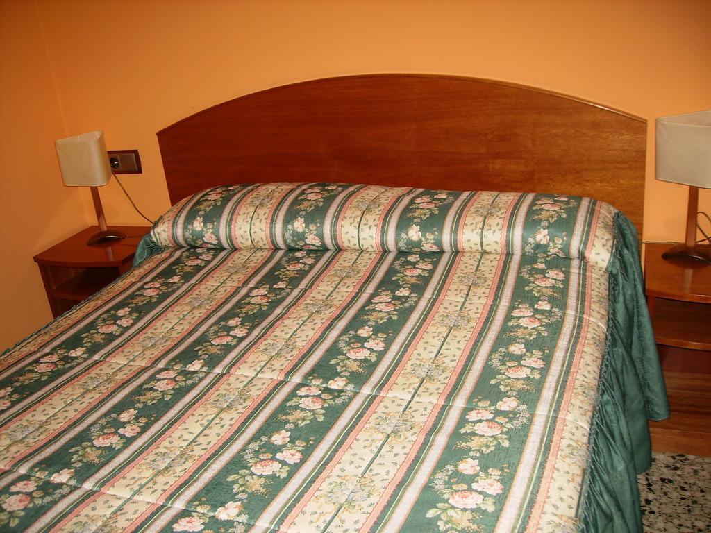 Hostal L'Escon Llanars Bagian luar foto
